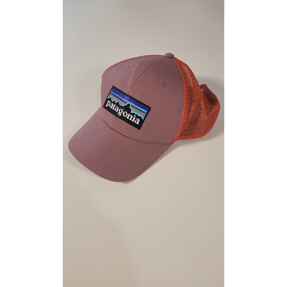 Patagonia P-6 Logo LoPro Trucker Hat Dulce Mauve NWOT Please Read